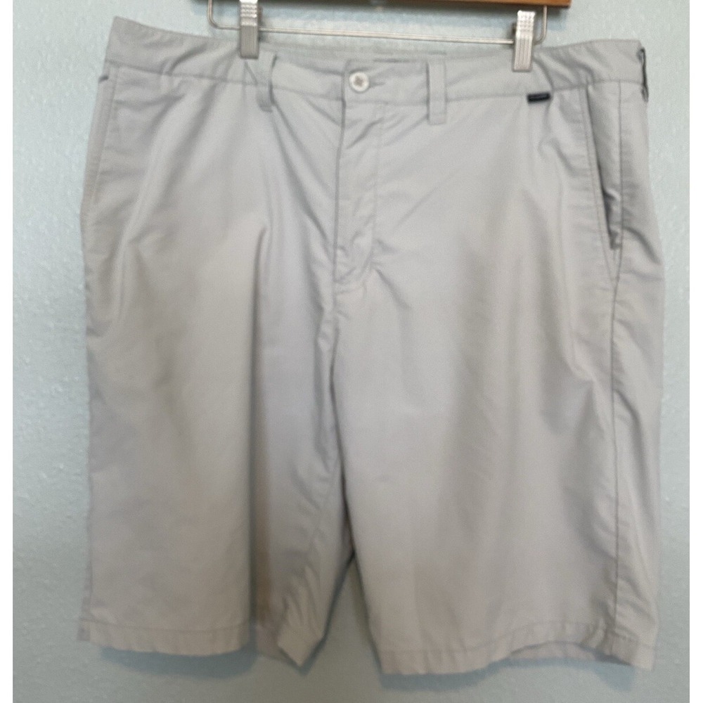 Travis Mathew Men's Sport Performance Flat Front Golf Shorts Caution Gray 38